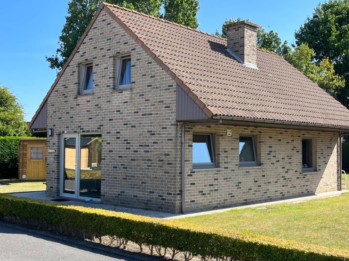 Bungalow De Strandjutter 8 Persons 米德尔克尔克 外观 照片